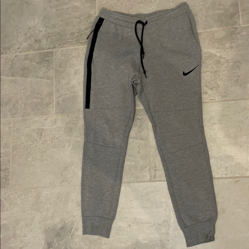 NIKE tech pant